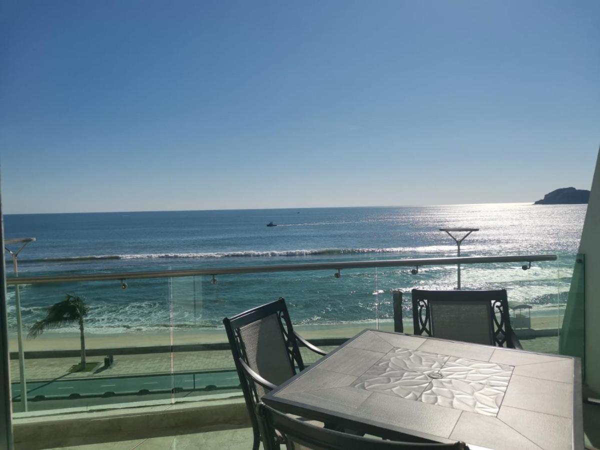 Hermoso Y Moderno Departamento Frente Al Malecon Con Preciosa Vista Al Mar Mazatlan Exterior photo